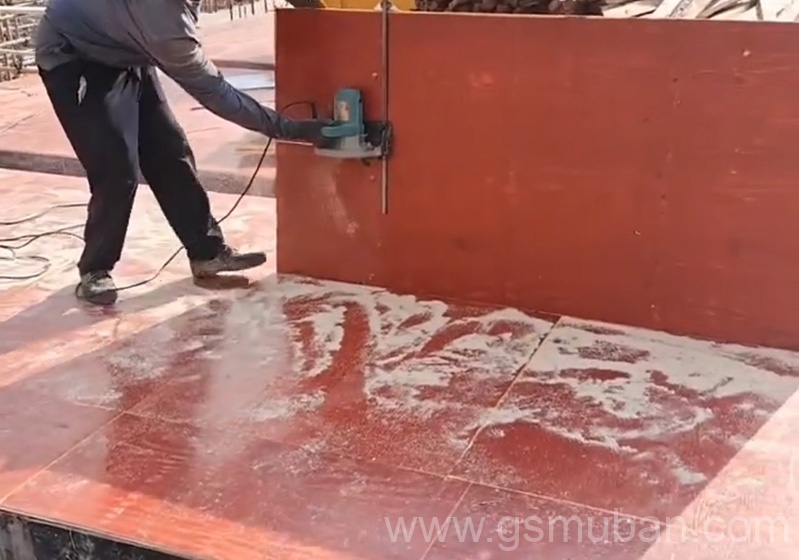 建筑木模板價(jià)格包括哪些？