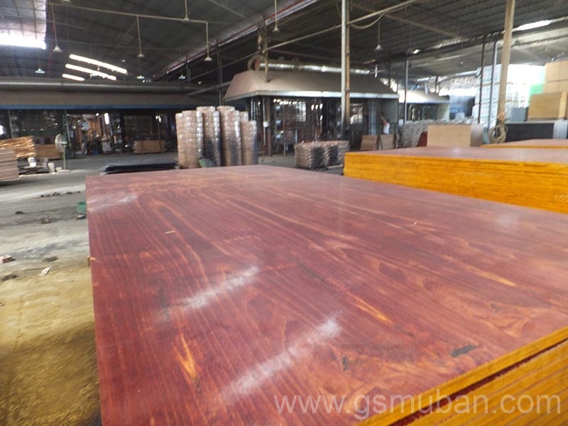 建筑模板進(jìn)入烏卡時(shí)代！廠家該何去何從