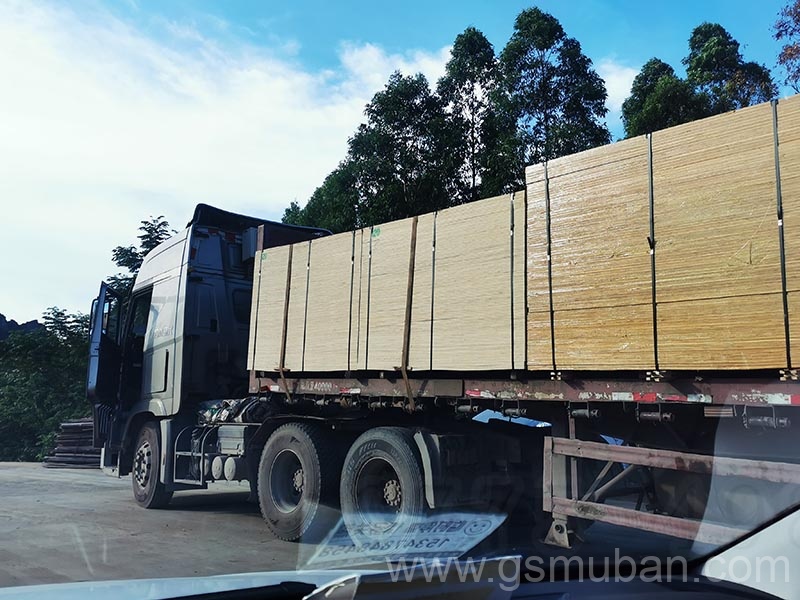 廣西層層過(guò)膠模板廠哪里有？90%人不知道這個(gè)廠